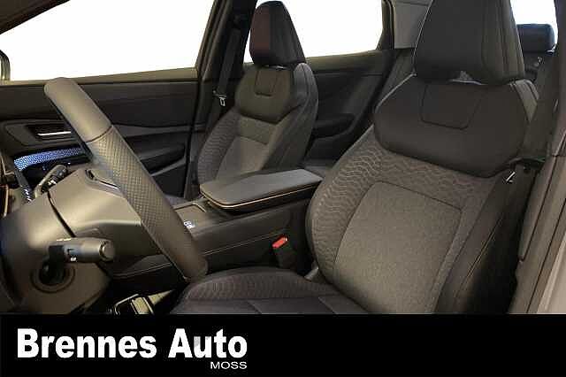 Nissan Ariya rente! F&aring; biler p&aring; lager!