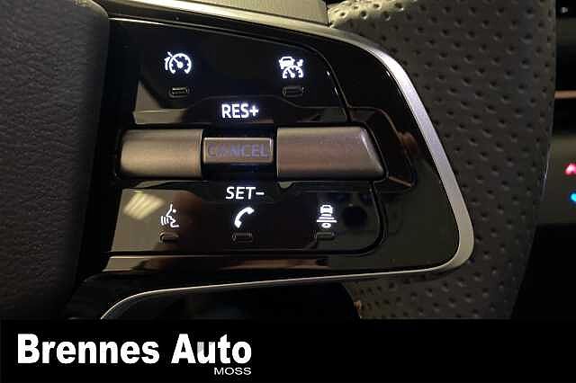 Nissan Ariya rente! F&aring; biler p&aring; lager!