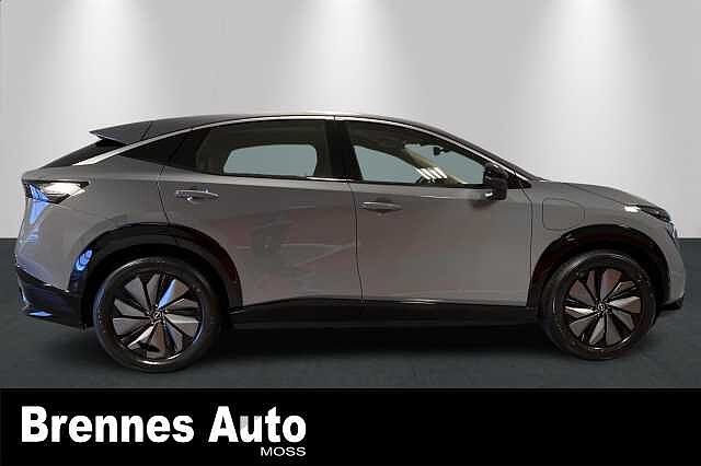 Nissan Ariya rente! F&aring; biler p&aring; lager!