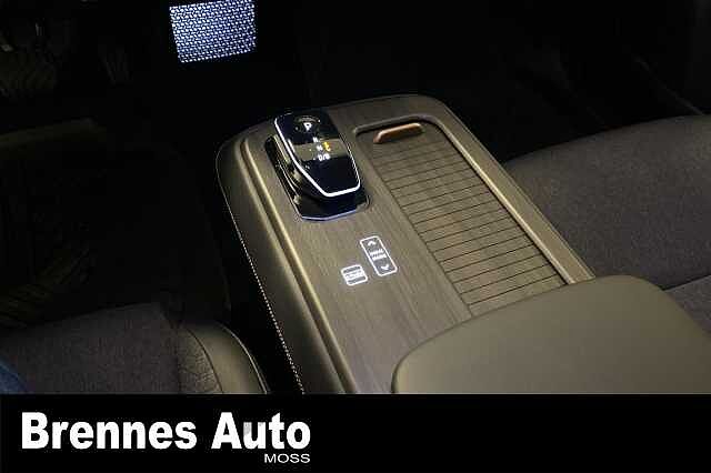 Nissan Ariya rente! F&aring; biler p&aring; lager!