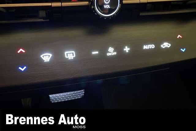 Nissan Ariya rente! F&aring; biler p&aring; lager!