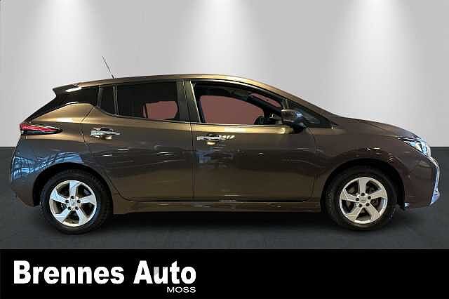 Nissan Leaf Navi/Kamera/Cruise/Rattvarme